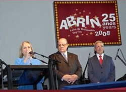 Abrinq faz festa de 25 anos da ABRIN